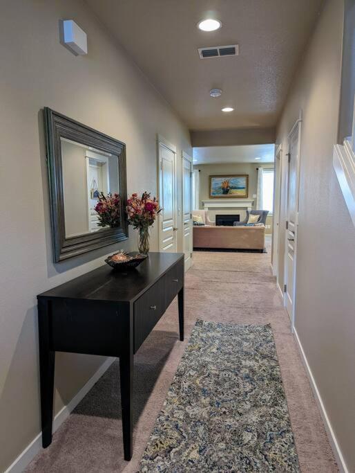 Spacious 3-Bedroom Home With Outdoor Space Eugene Exterior photo